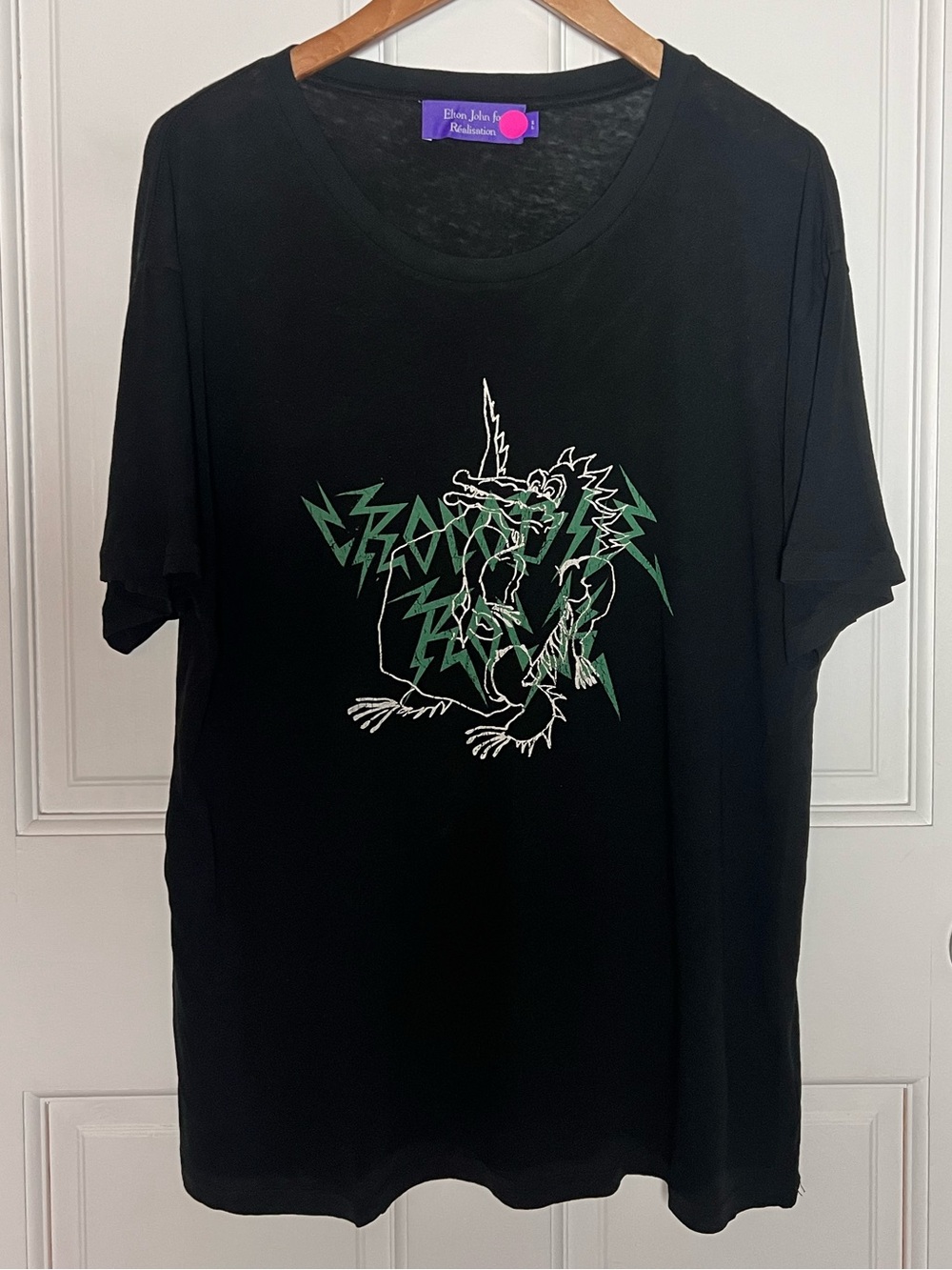 Realisation Par Black Short Sleeve Tee with Green and White Graphic Dragon